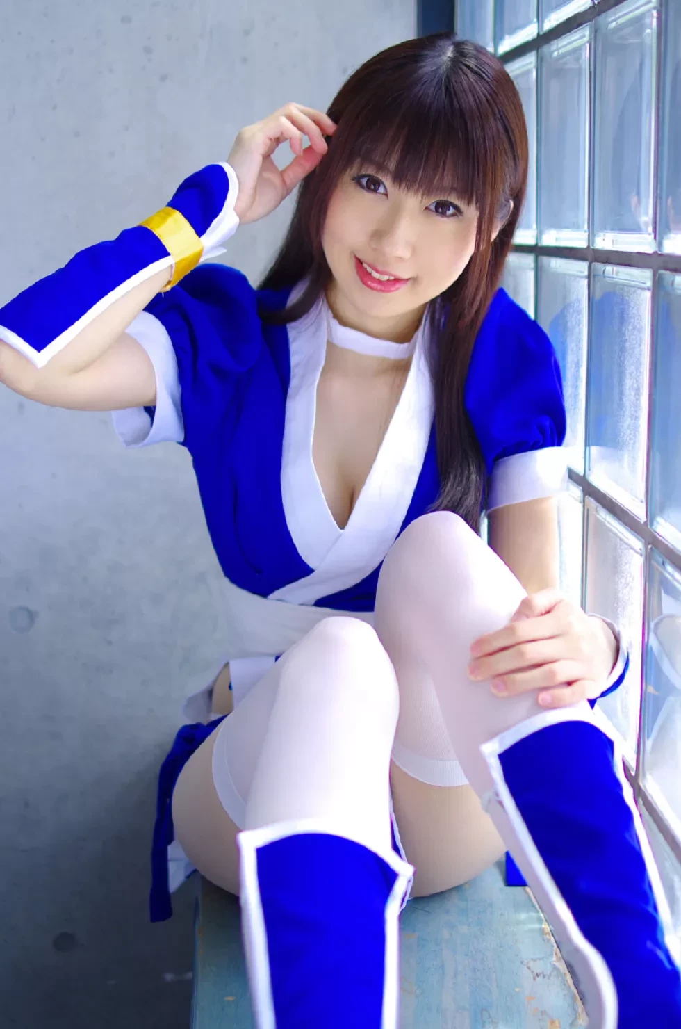 [Cosplay精选]COS正片《霞浪漫》美女武士的白丝美腿性感写真337P