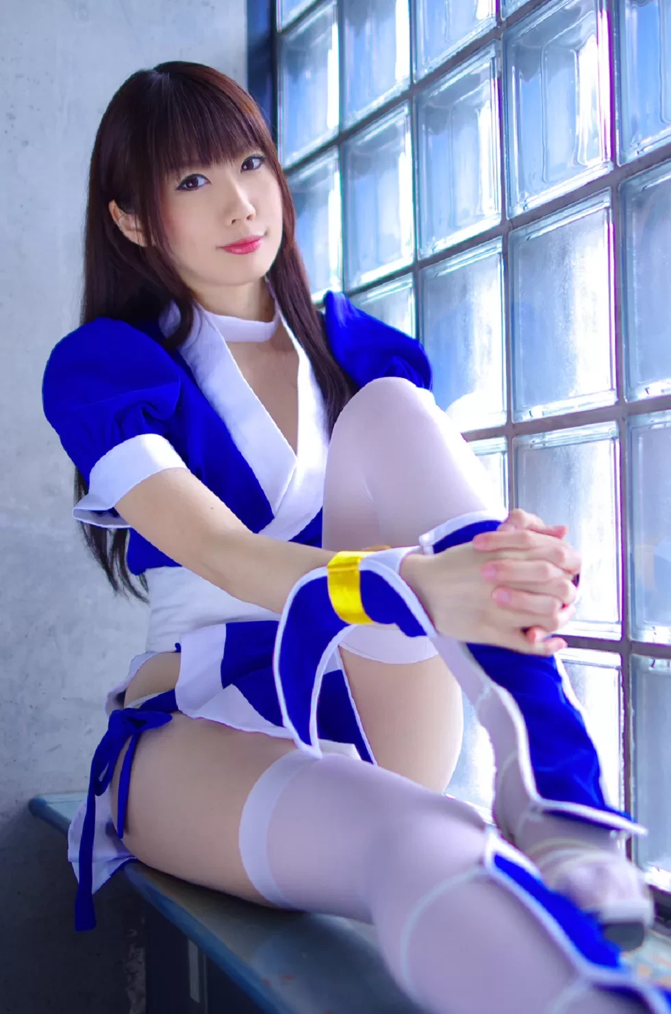 [Cosplay精选]COS正片《霞浪漫》美女武士的白丝美腿性感写真337P