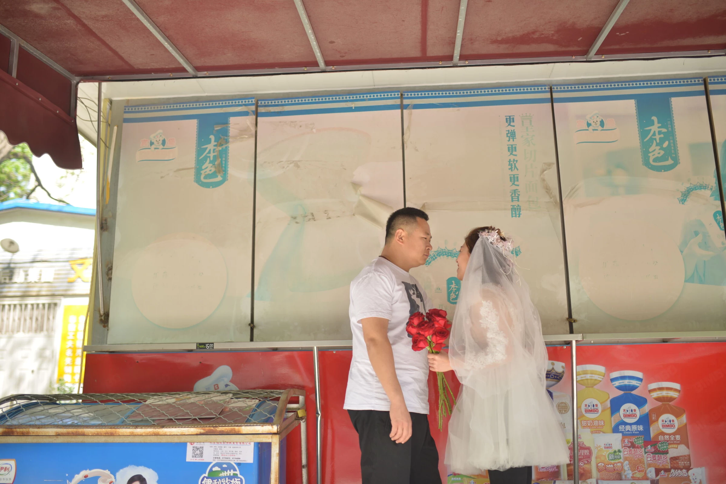 [Photo]小夫妻露点婚纱照 [575P]