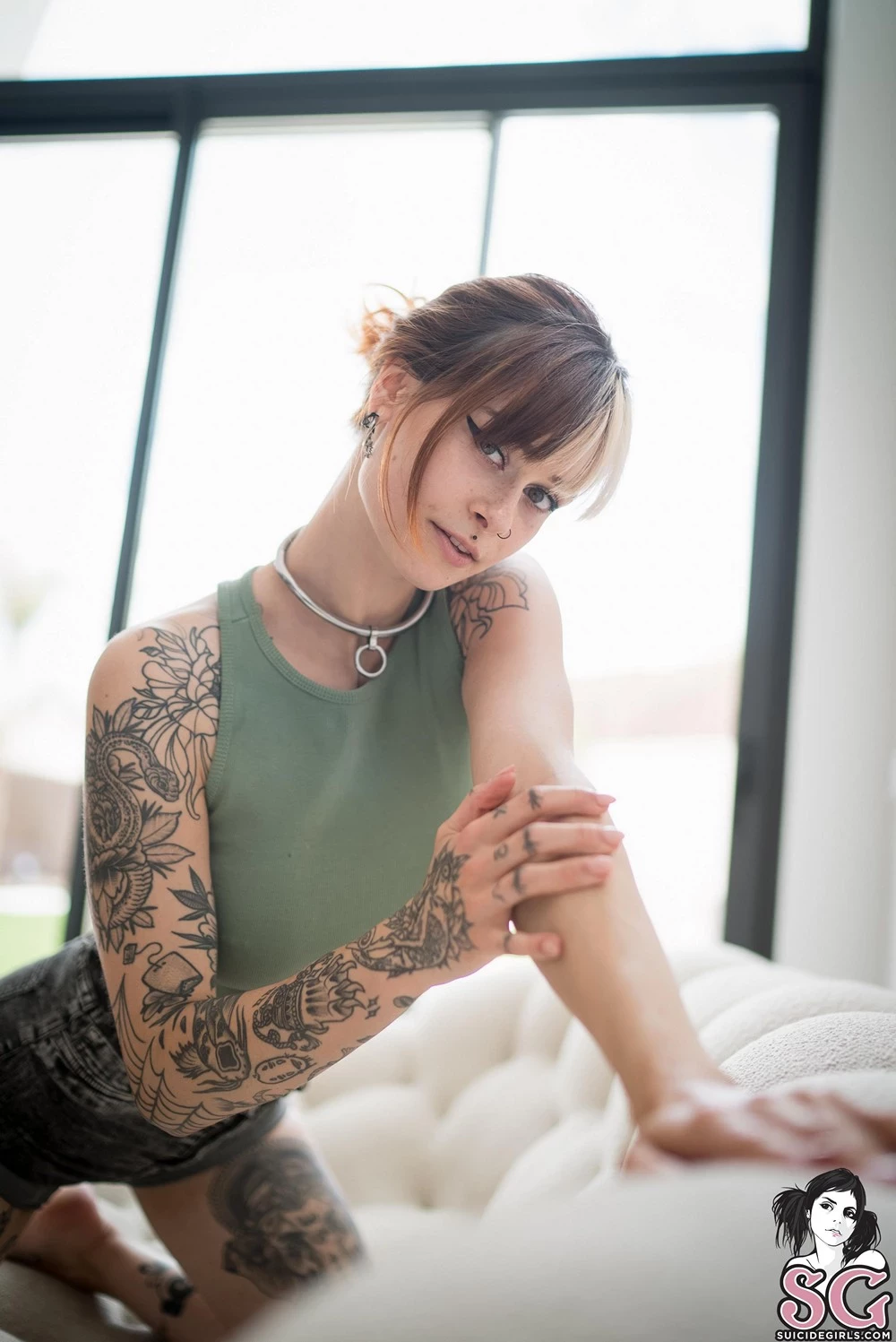 [Suicide Girls]Oct 21, 2024 - Sallydinosaur - Couch Date[60P]