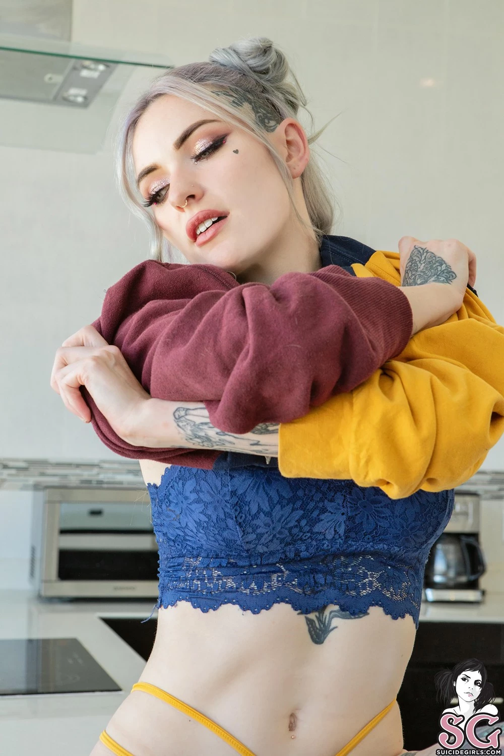 [Suicide Girls]Nov 08, 2024 - Torro - Juicy[49P]