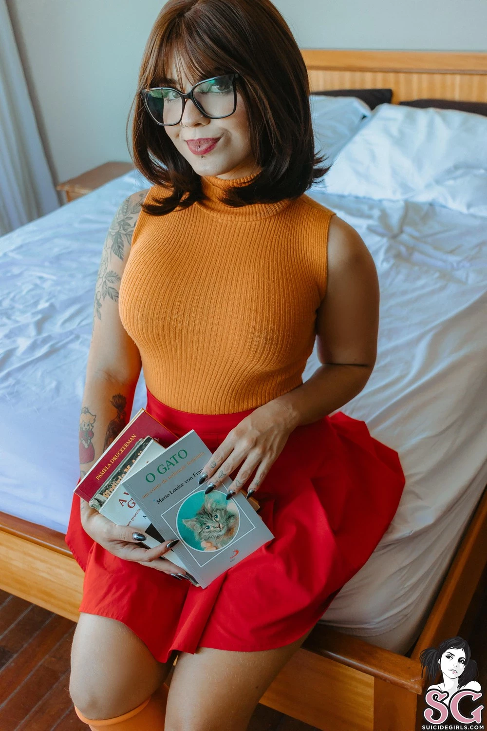 [Suicide Girls]Nov 11, 2024 - Foxyy - Clumsy Velma[48P]