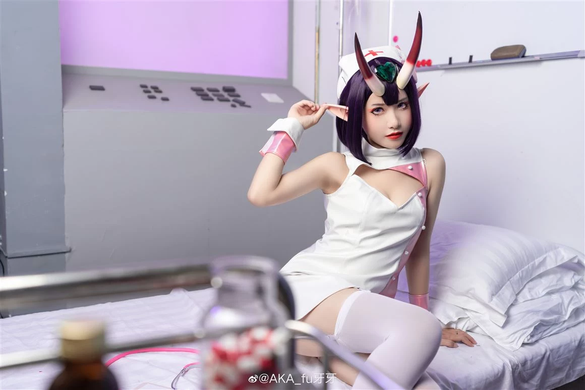 FGO吞酒童子護士裝Cosplay[​CN：AKA_fu牙牙] [12P]