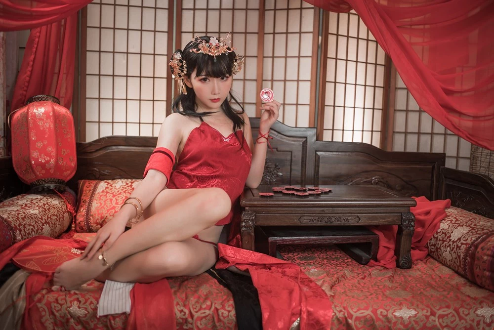 Cosplay面餅仙兒 – 逸仙高清寫真集