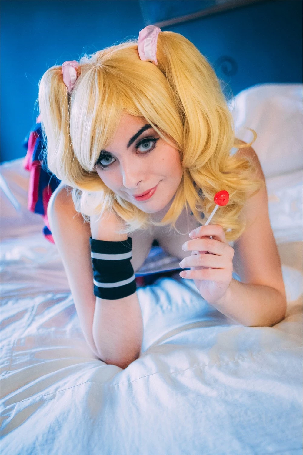 Valentina Kryp - Juliet Starling