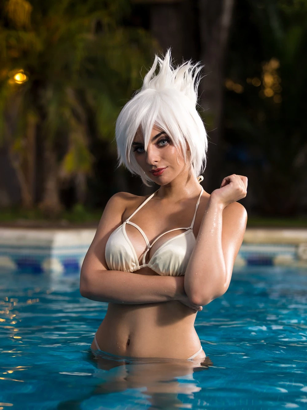 Valentina Kryp - Pool Party Riven