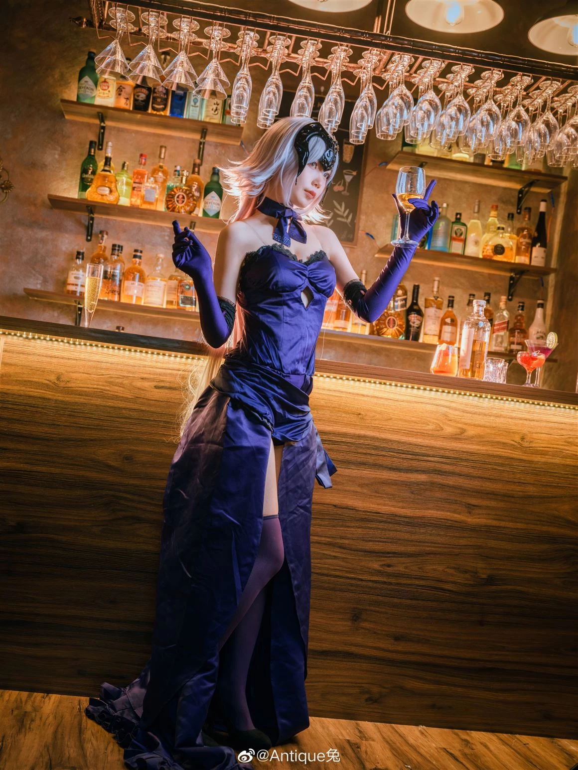 fgo貞德酒吧性感Cosplay美圖[CN：Antique兔] [11P]