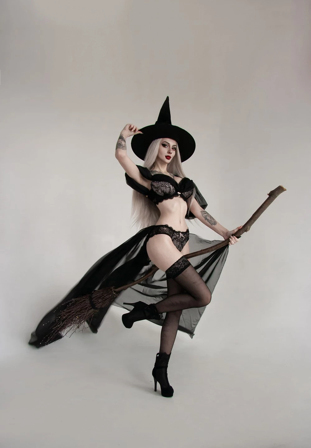 Alin Ma Xenon_ne - Halloween Witch