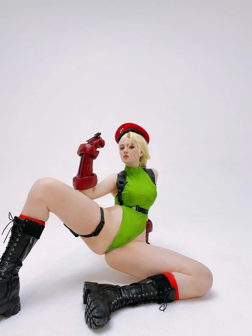 Alina Becker - Cammy