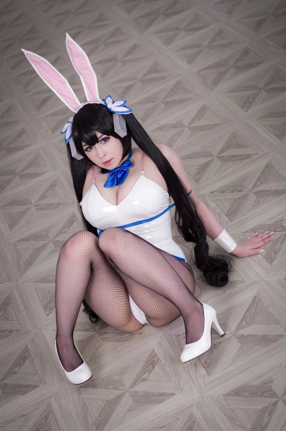 Yoshinobi - Hestia Bunny