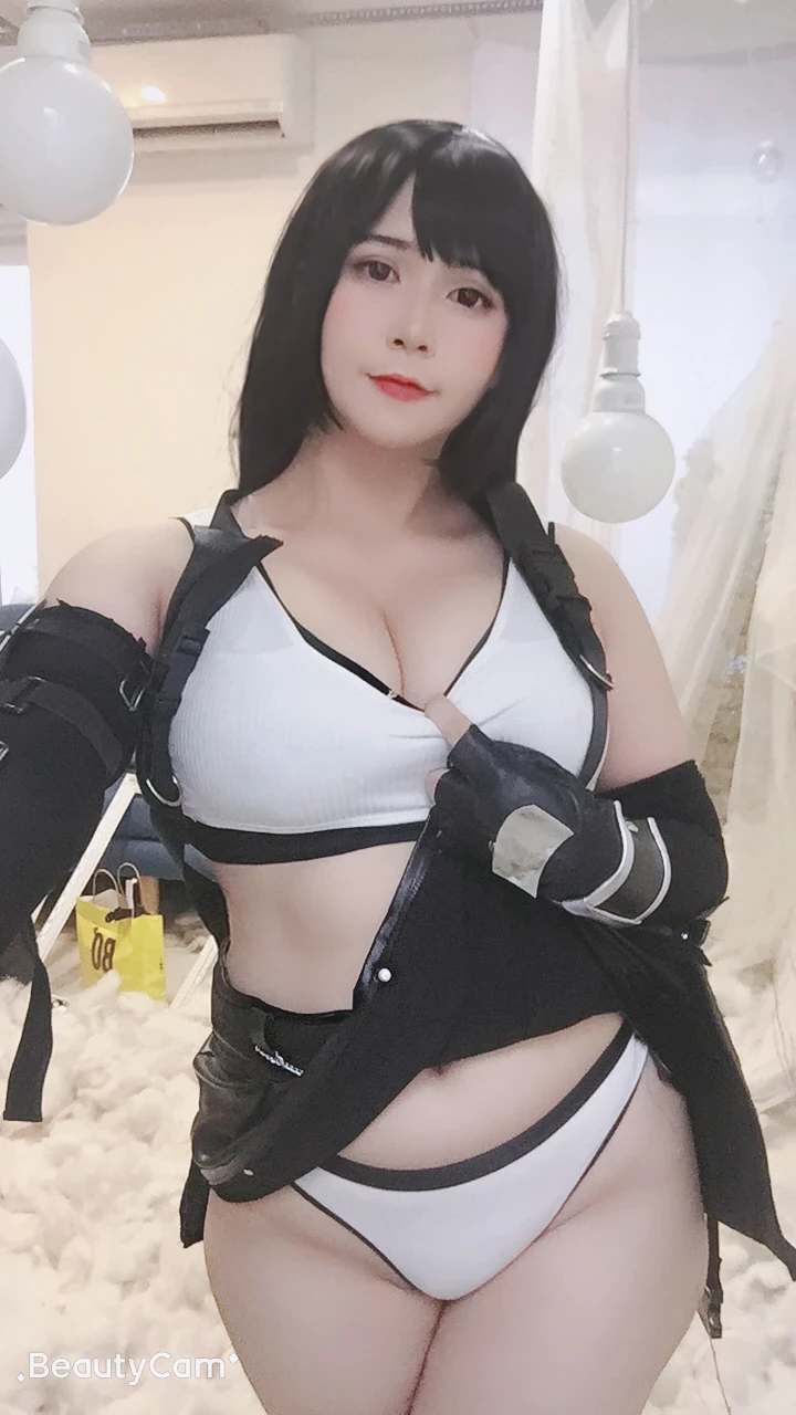 [UyUy] Tifa Lockhart [Final Fantasy VII]