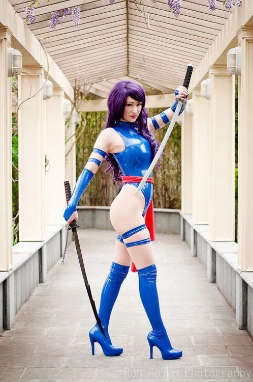 Assorted X-Men Psylocke Cosplay