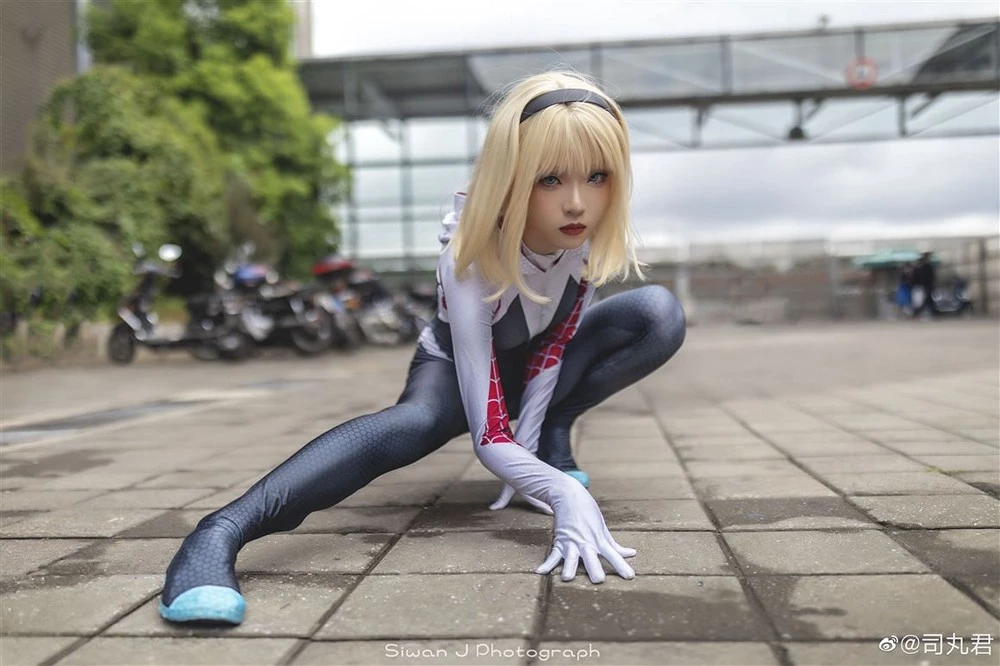 糕糕獸---spider-gwen