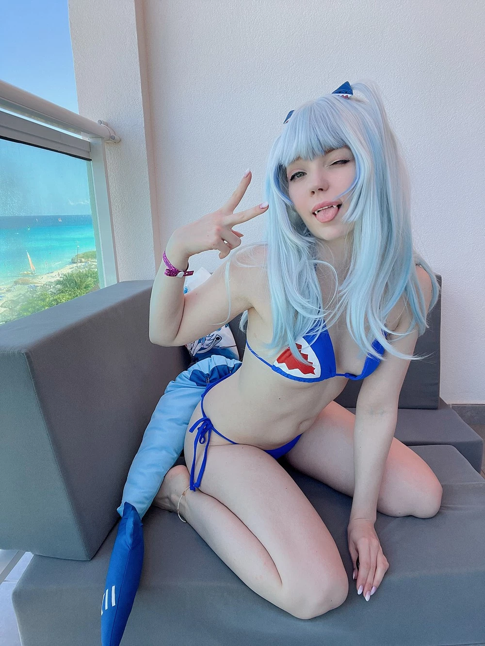 [Cosplay] Caticornplay - Gawr Gura Bikini [28 January 2022]