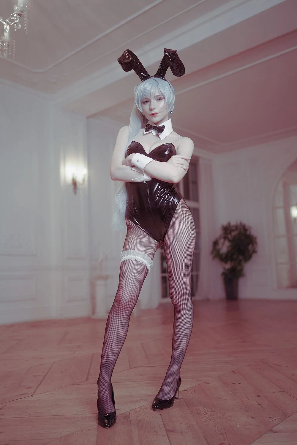 Michi Kyunn - Bunny Weiss Schnee