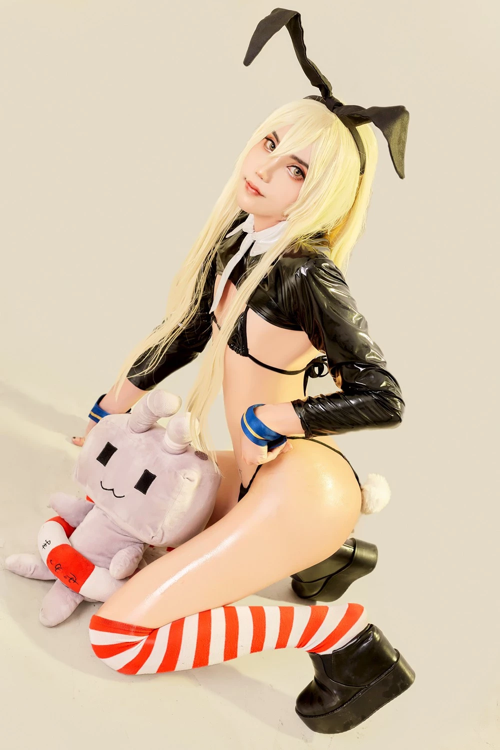 Velvet Chann - Shimakaze - Bunny