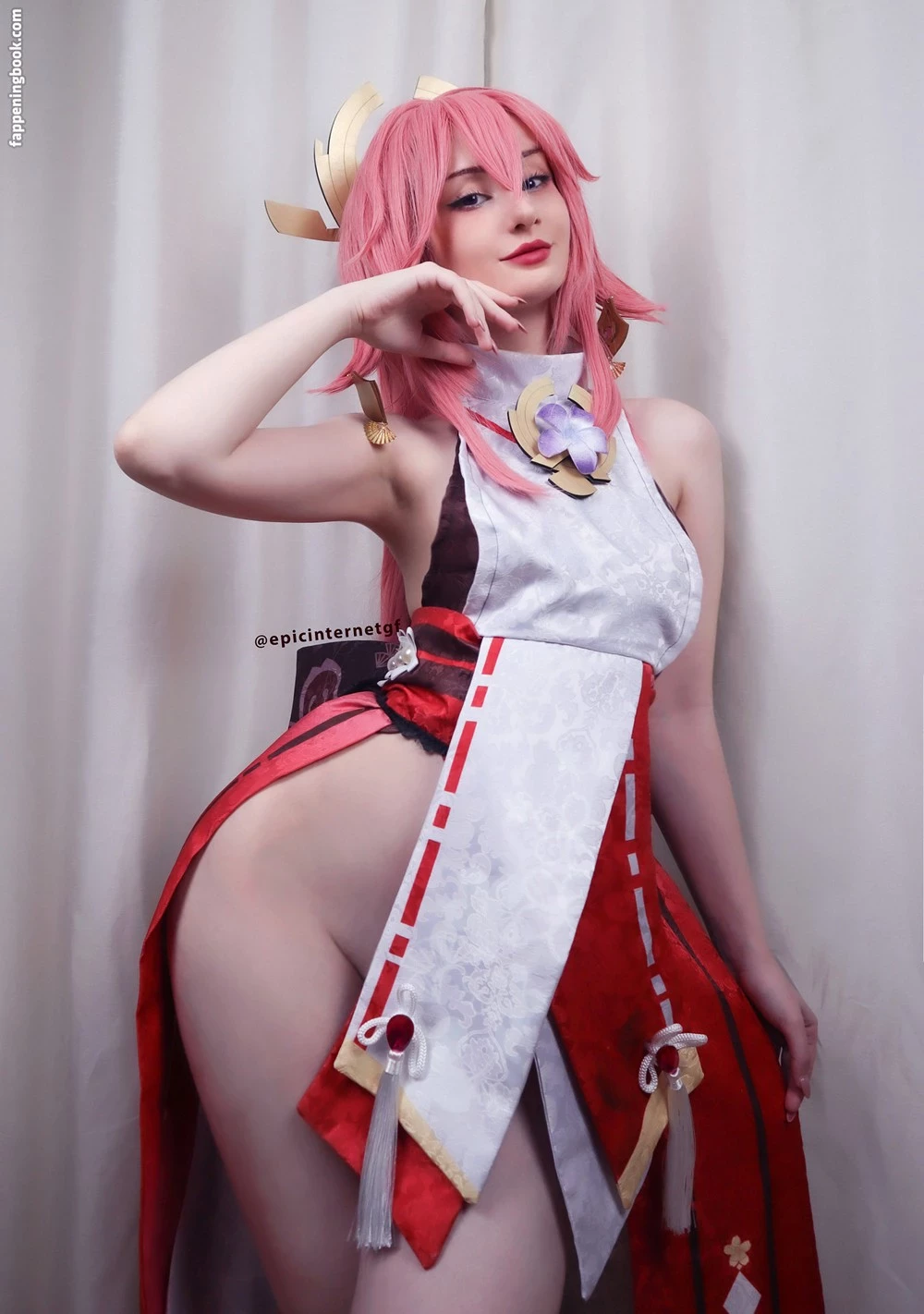 Epicinternetgf Cosplay Yae Miko Genshin Impact