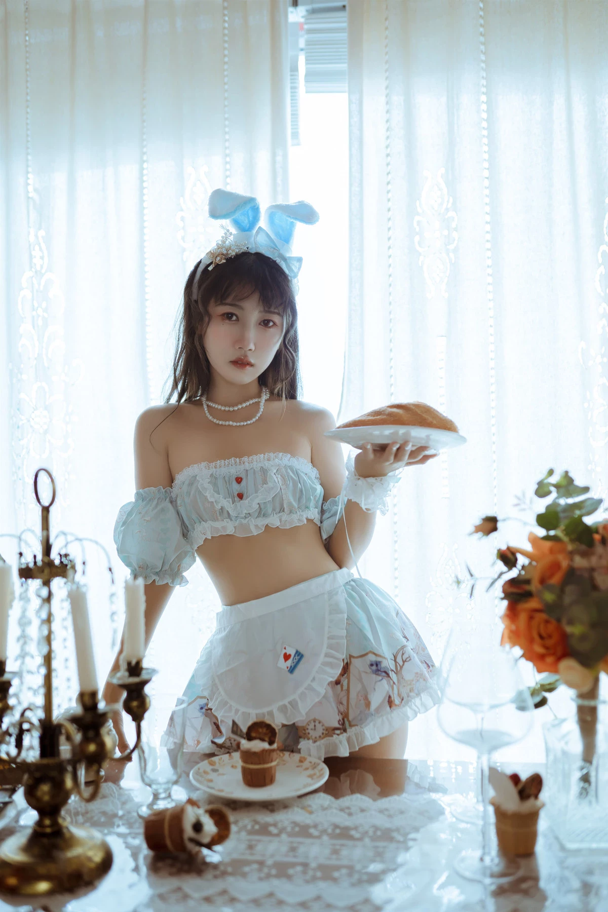 不呆貓 Cosplay 兔子女友