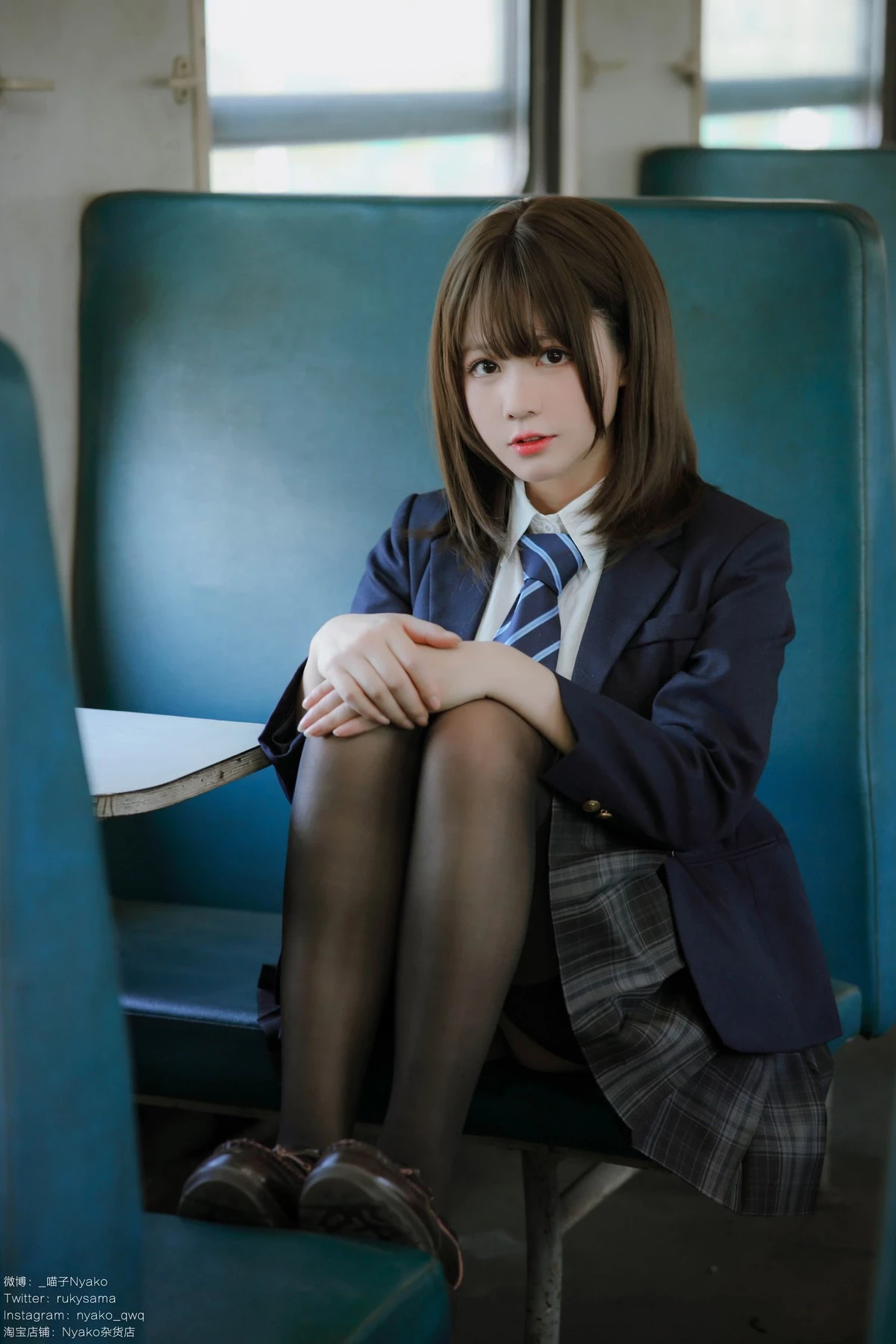 Cosplay Nyako喵子 火車JK制服