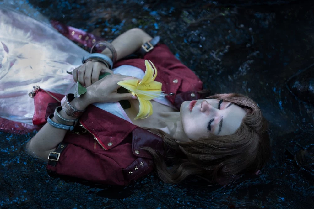 Himeecosplay - Aerith