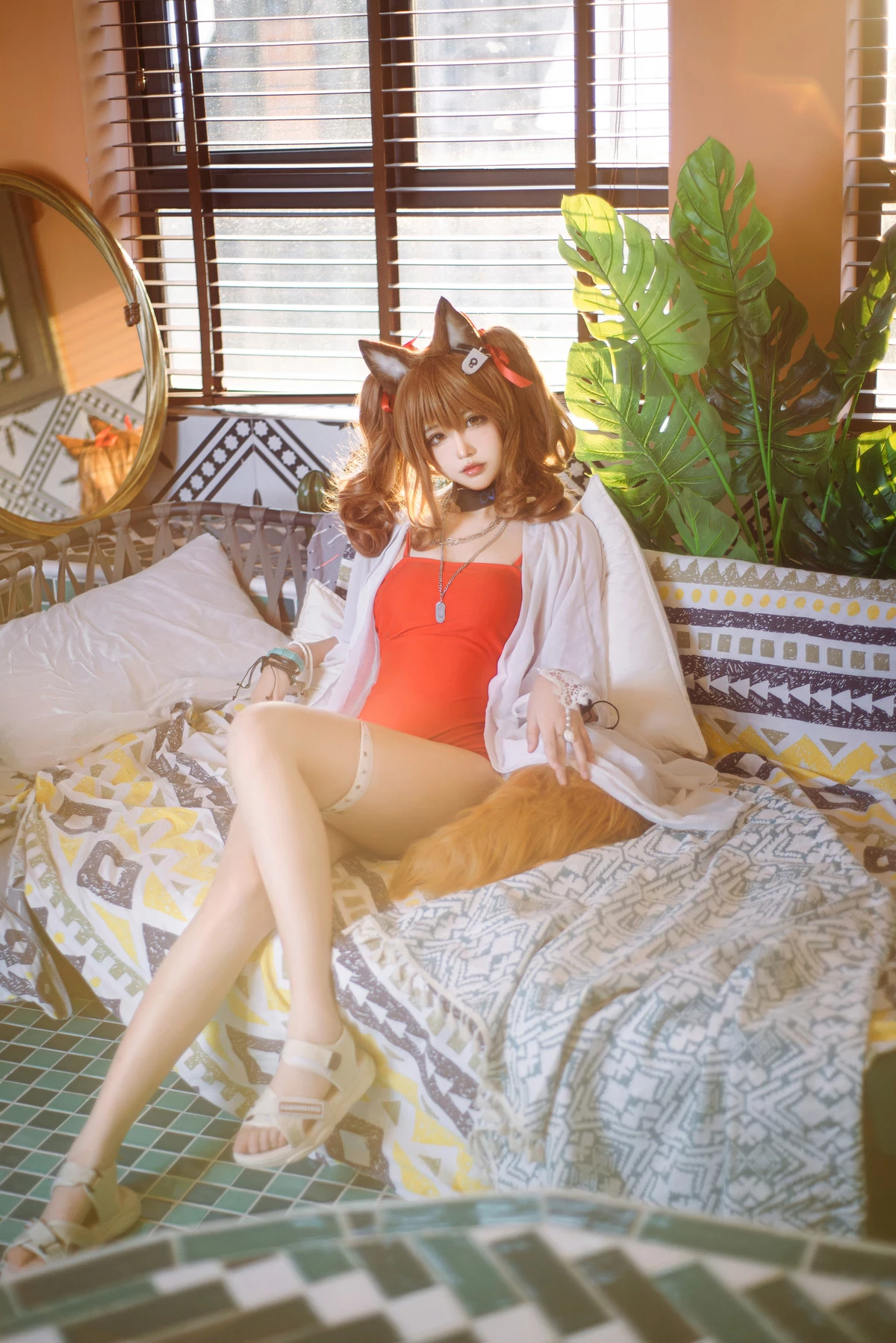 工藤新伍 Cosplay 明日方舟 安潔莉娜 夏卉泳裝