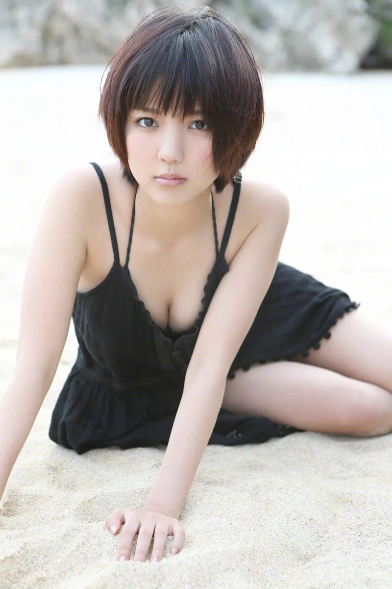 117 Erina Mano 真野恵里菜 2