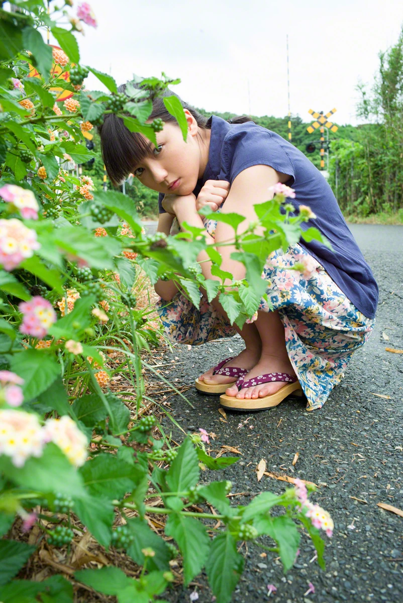 130 Erina Mano 真野恵里菜 1