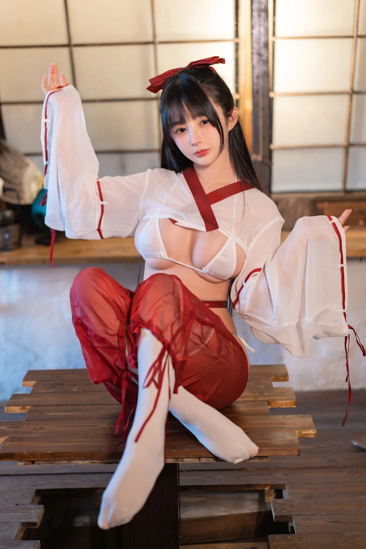 Cosplay 桜井寧寧 巫女