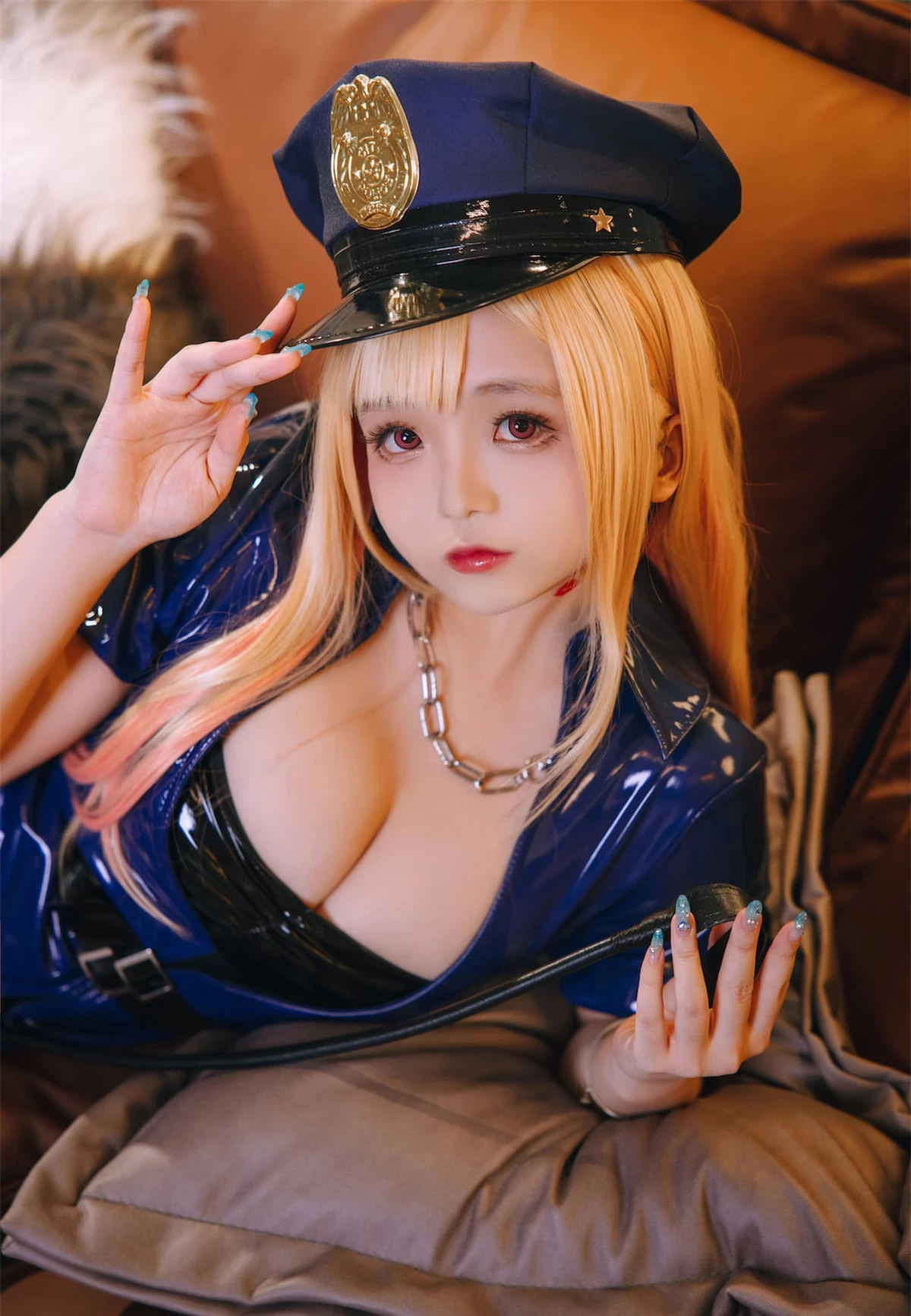 Cosplay 日奈嬌 喜多川海夢女警