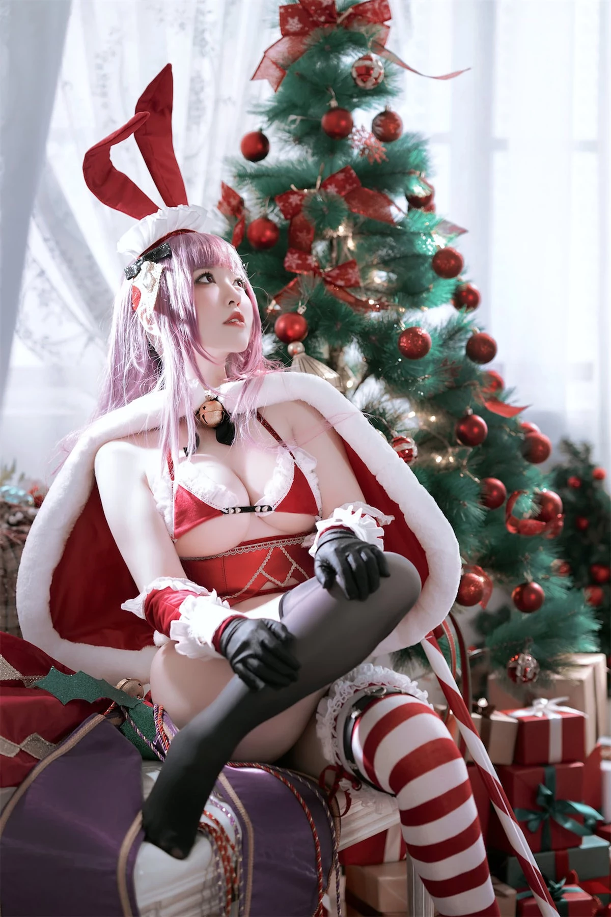 Cosplay 半半子 Christmas Bunny Aike