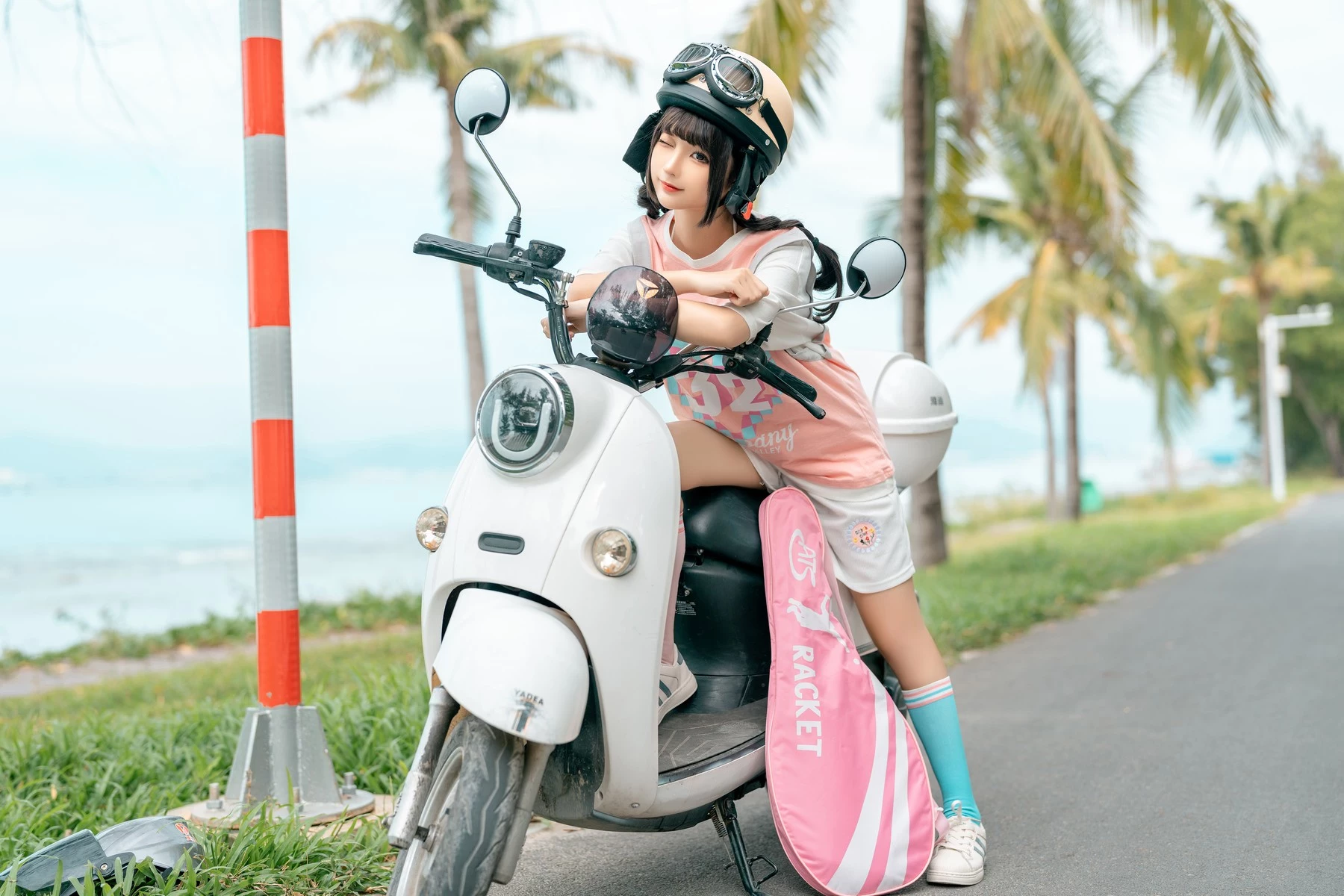 Cosplay 蠢沫沫 Chunmomo Electric Car Set.02