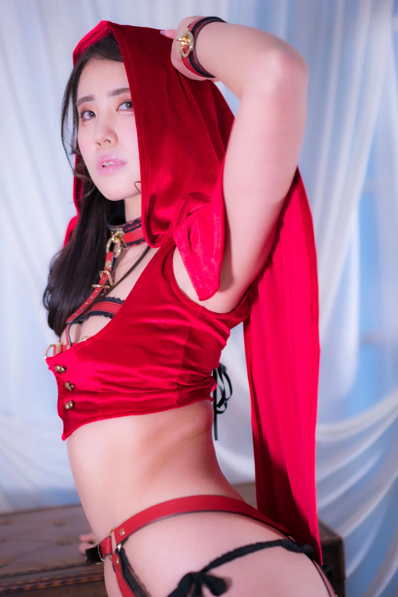 Riri Kana - Red Riding Hood