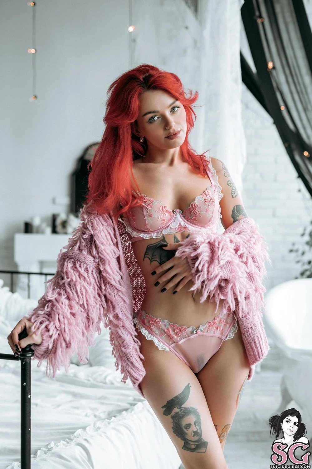 [Suicide Girls]Jan 03, 2025 - Sinni - Do I Look Good In Pink[44P]