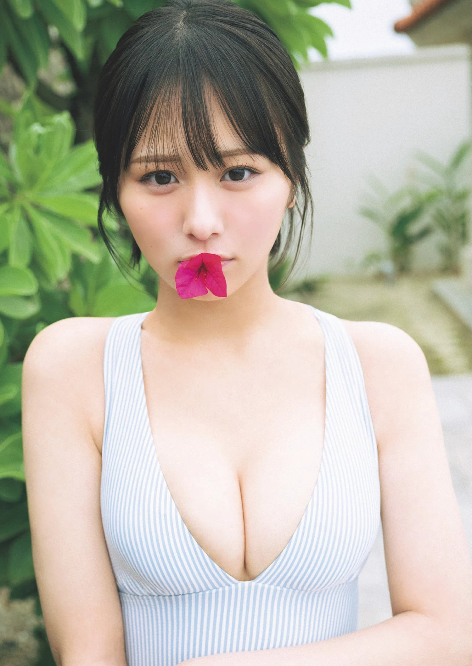 [尾木波菜] 饱满乳量溢出 全身上下一览无遗 [16P]